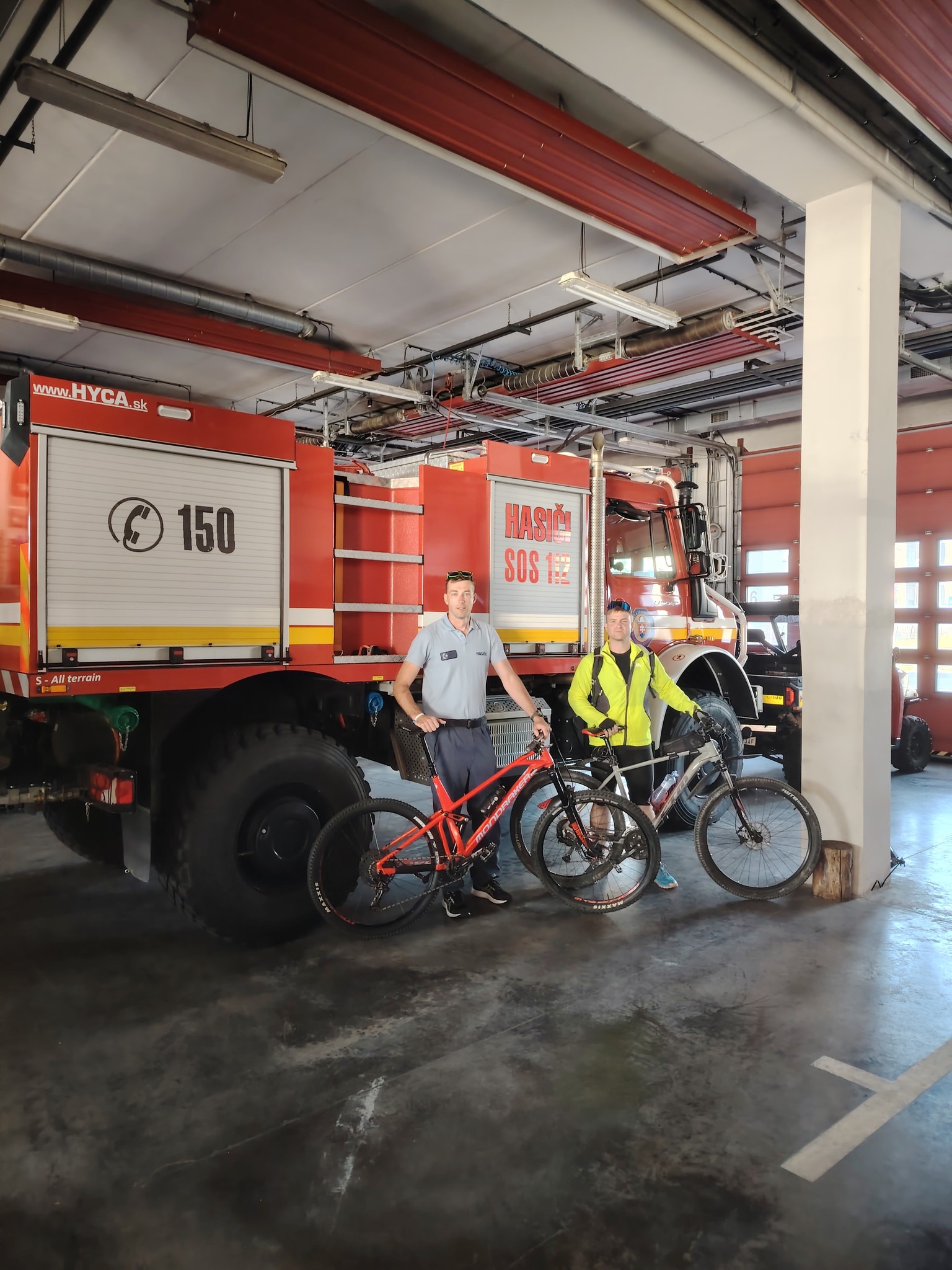 do prace na bicykli hasici